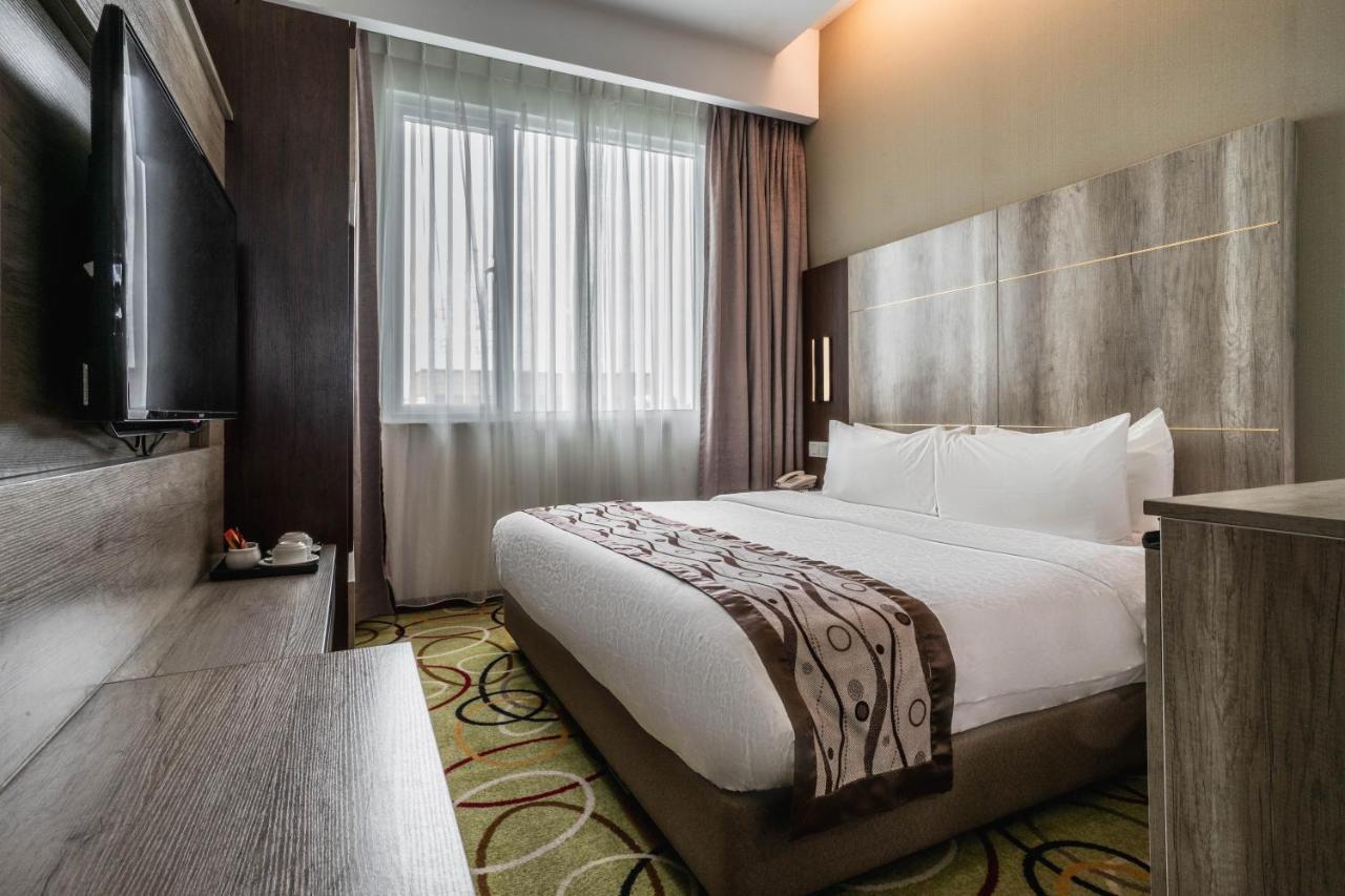 Ano Hotel Miri Exteriér fotografie