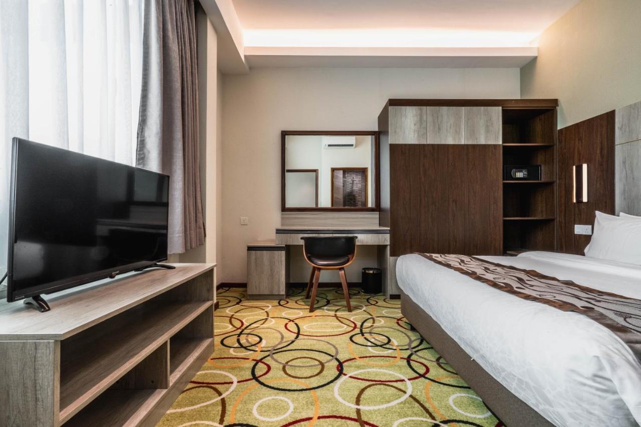 Ano Hotel Miri Exteriér fotografie