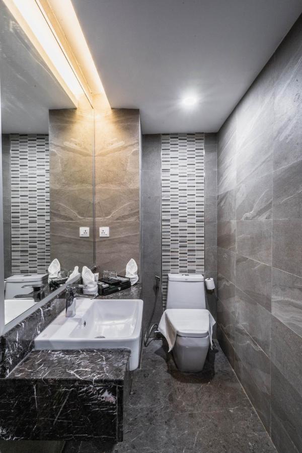 Ano Hotel Miri Exteriér fotografie