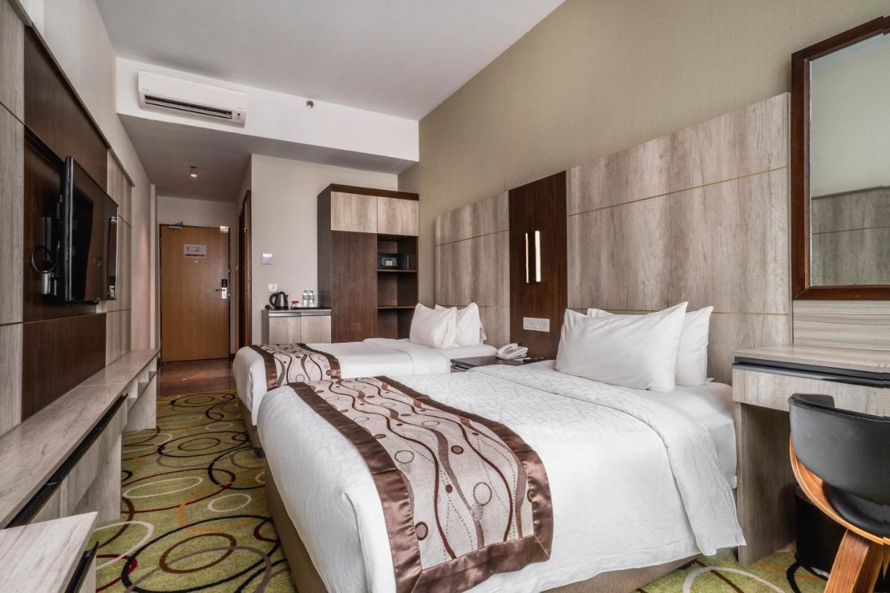 Ano Hotel Miri Exteriér fotografie
