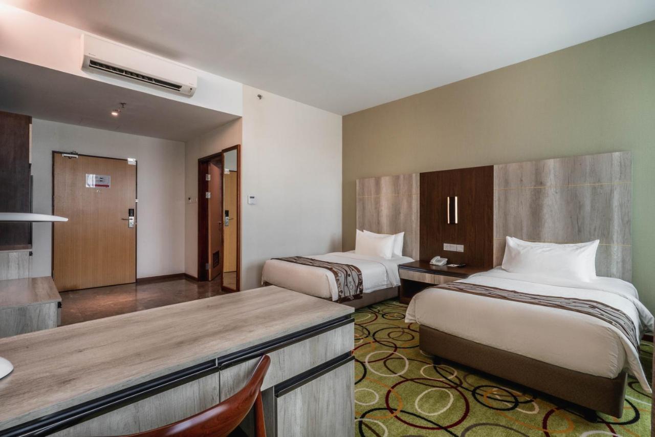 Ano Hotel Miri Exteriér fotografie