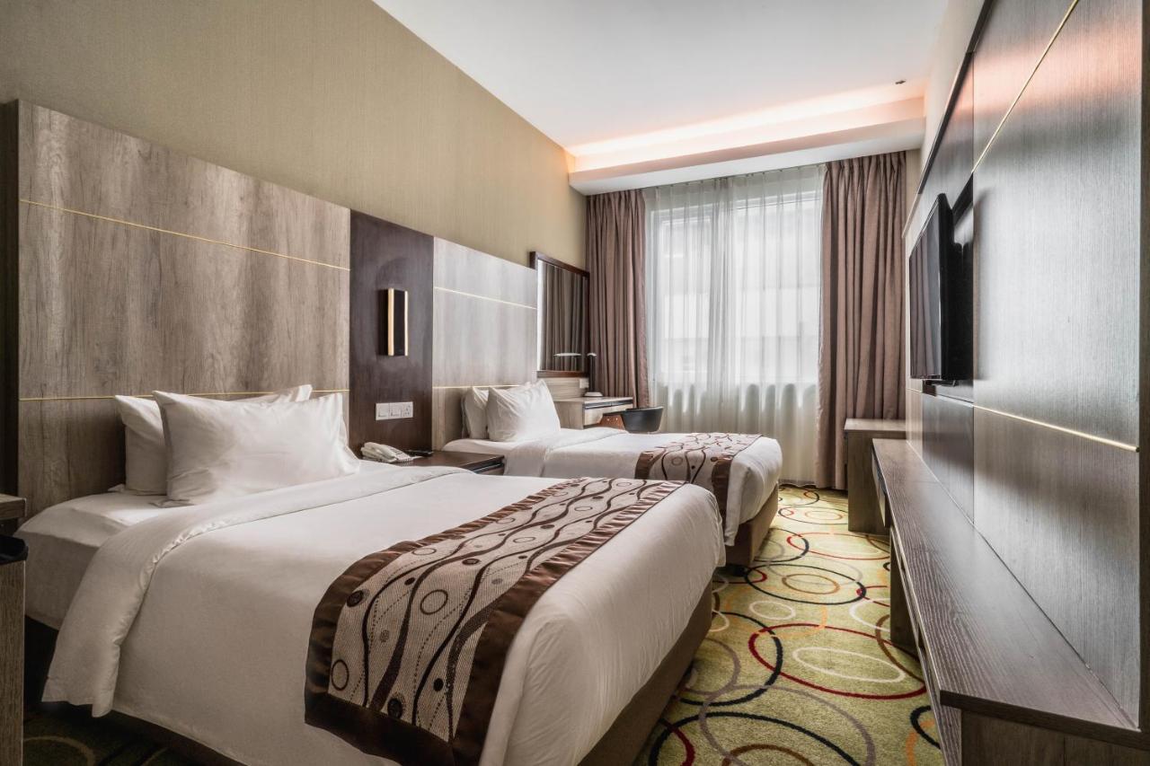 Ano Hotel Miri Exteriér fotografie