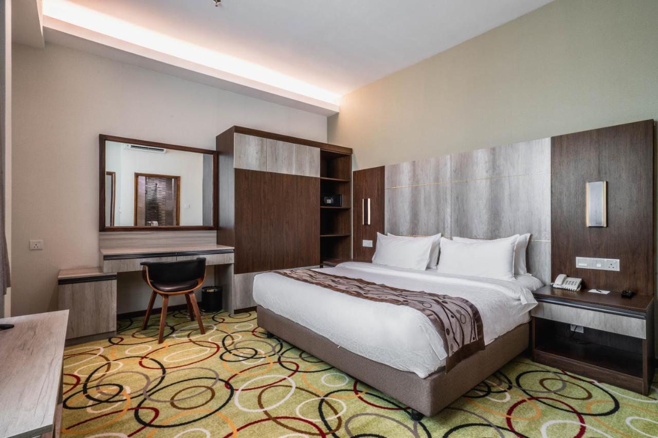 Ano Hotel Miri Exteriér fotografie