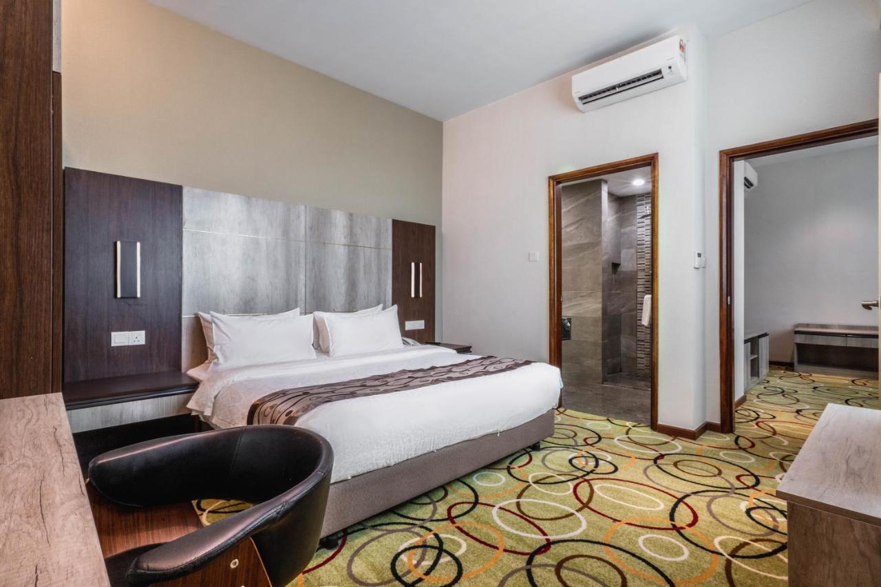 Ano Hotel Miri Exteriér fotografie