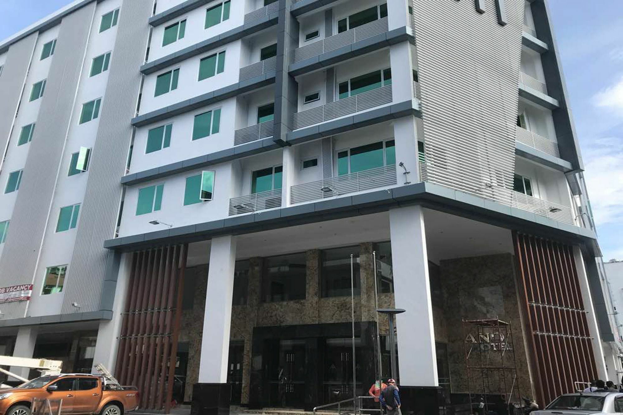 Ano Hotel Miri Exteriér fotografie